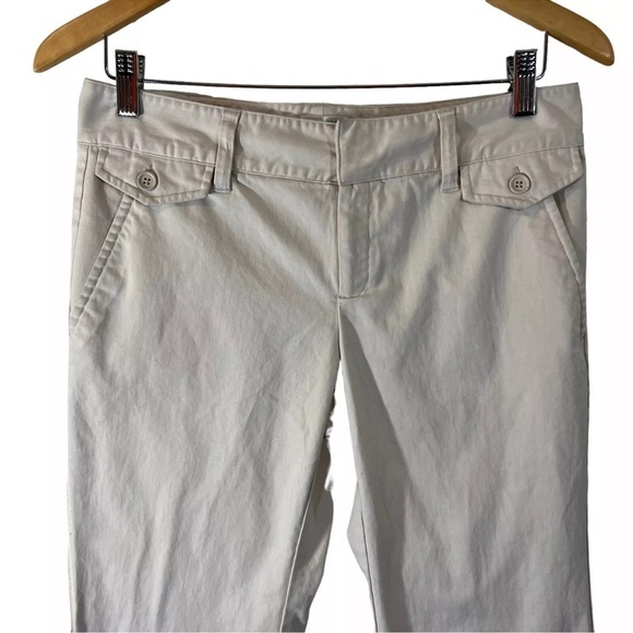 Old Navy Khaki Pants Size 6 Low Waist Stretch Neutral Beige Cotton Blend Bottoms - Picture 3 of 6